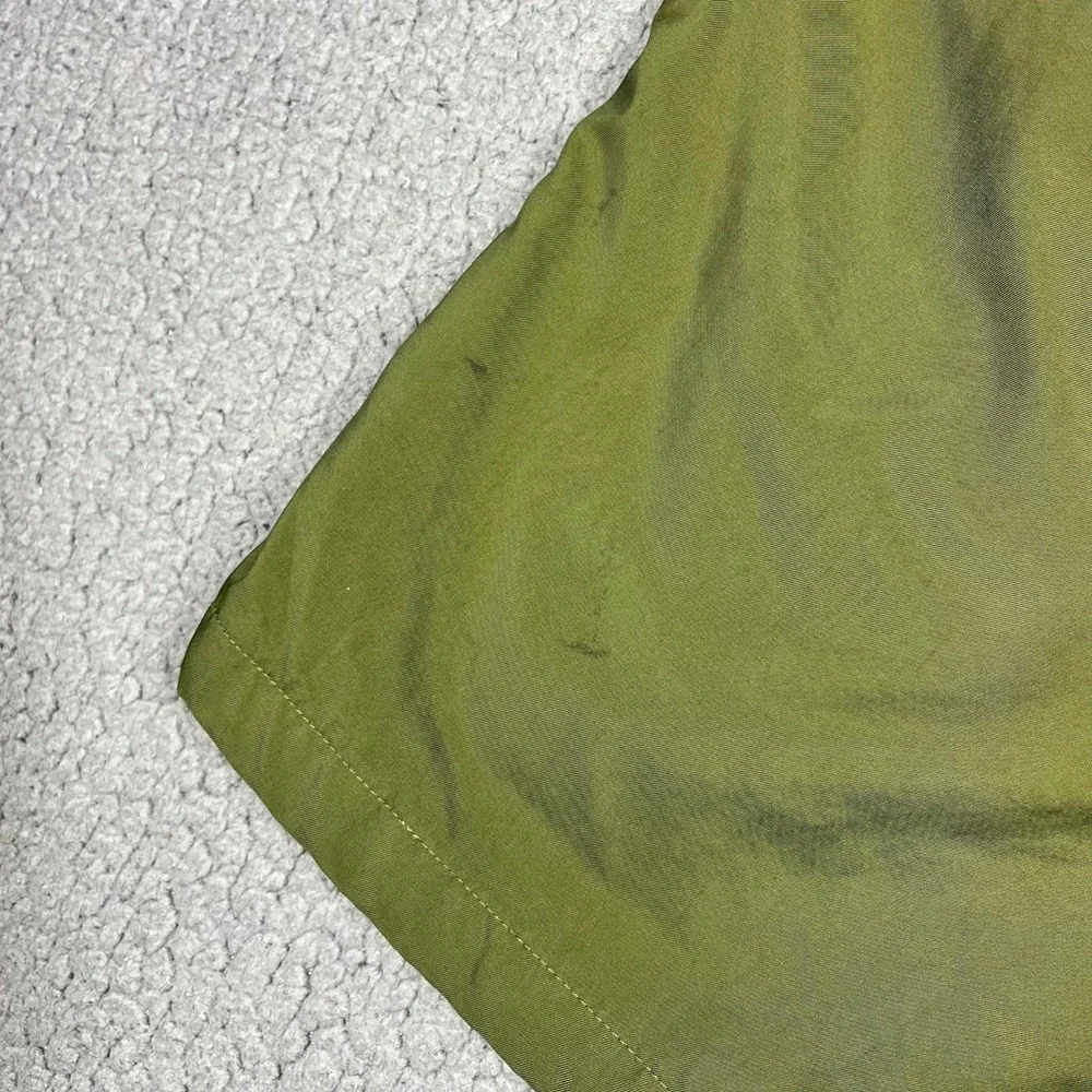 Nike Mens Sportswear Woven Flow Shorts Olive Green AR2382-326 Size Small